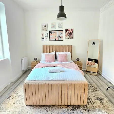 Spacious Haven With Free Parking Glasgow