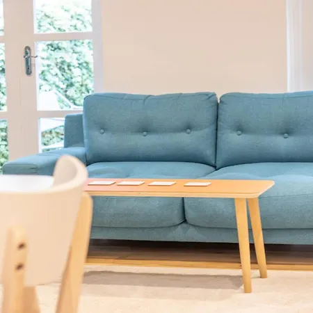 Stylish West End Detached Mews - Pass The Keys