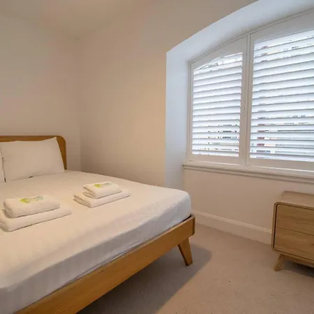 Pass The Keys Stylish West End Detached Mews Semesterbostad *