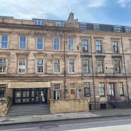Devoncove 3* Glasgow