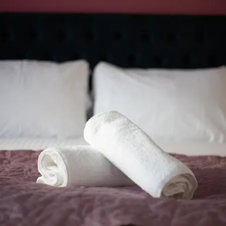 Apartament Stunning One Bed With Parking In Centre *