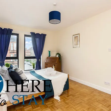 Bright 1 Bedroom Apartment-private Parking *