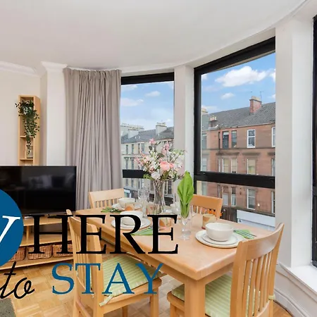 Apartment Bright 1 Bedroom Apartment-private Parking Glasgow