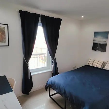 La Casita, Your Away From - Free Parking Apartment Glasgow