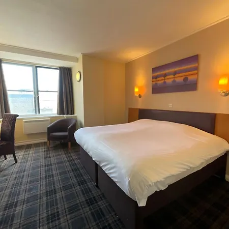 Britannia Hotel 3*