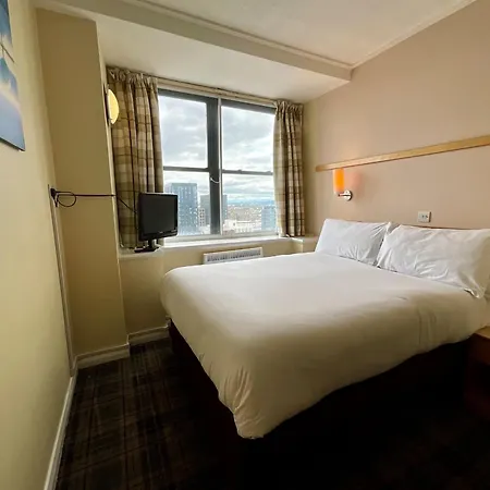 Britannia 3* Glasgow
