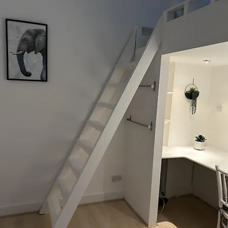 Beautiful 1 Bed In Merchant City * Glasgow