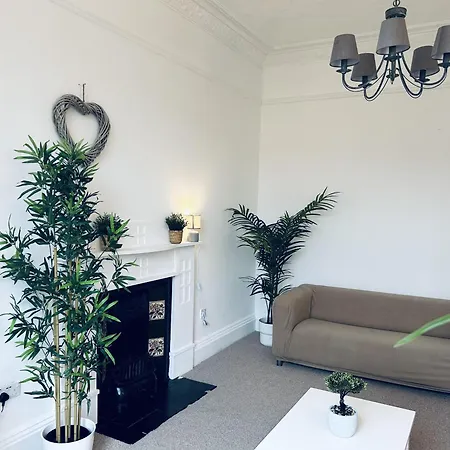 Beautiful 1 Bed In Merchant City * Glasgow