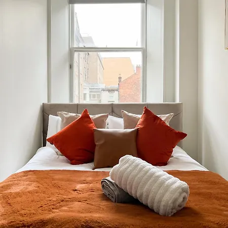 Large Blythswood * Glasgow
