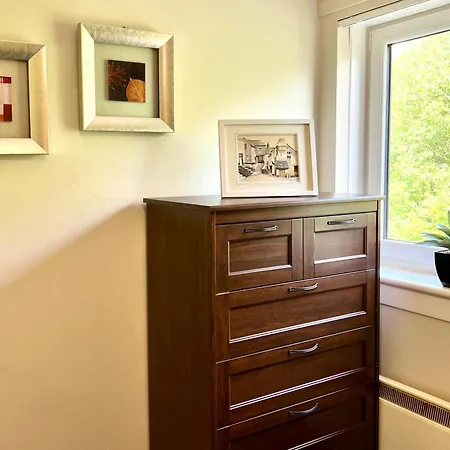 דירה Spacious 2 Bed-flat In - Free Parking גלאזגו