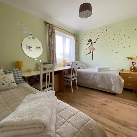 Stunning 3 Bedroom House With 2 Bathrooms Holiday home