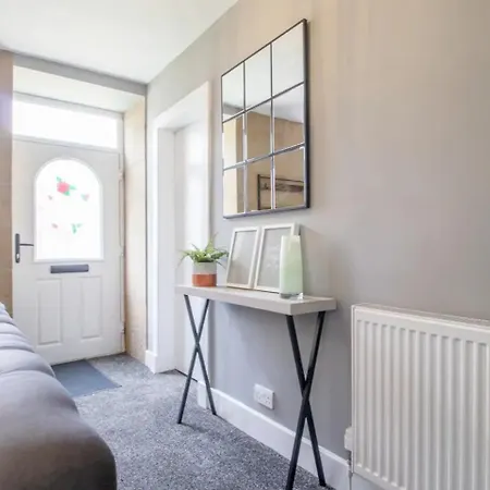 Pass The Keys Private Garden West End With Parking * Glasgow