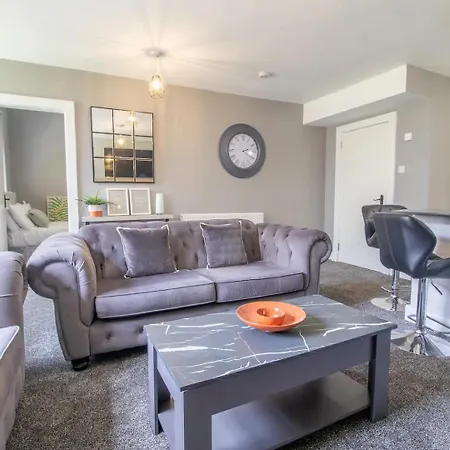 Private Garden West End With Parking - Pass The Keys גלאזגו