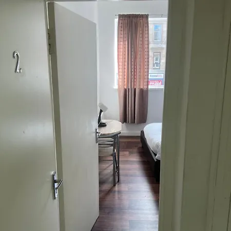 Great Western Road With En *