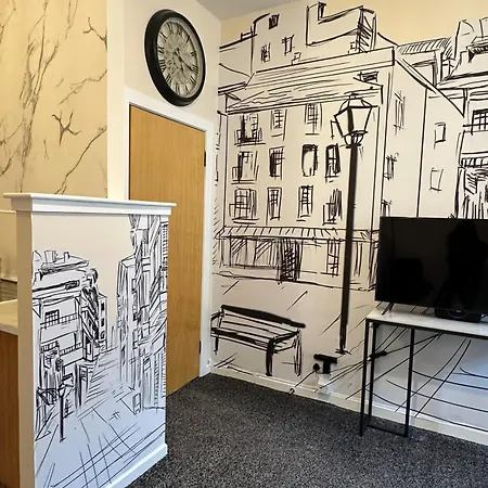 - Sleeps 2 & Freeparking During Weekend * גלאזגו