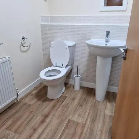 Apartment Cosy And Stylish 2-bedrooms,2-bathroom Prime Location *