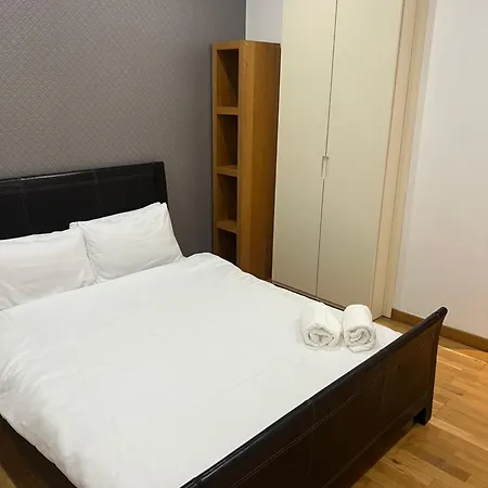 Lägenhet Centre - 2 Bed