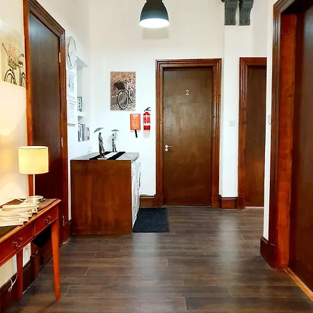 Apartment Studio Paisley Road West