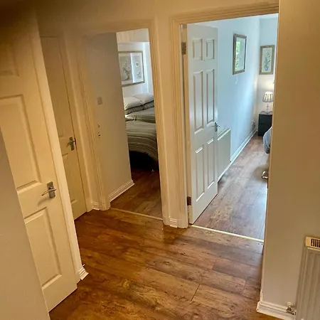 公寓 3 Bed ,2 Bedroom City Centre Apt