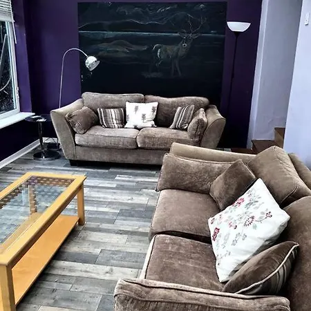 House In Drymen Village With Free Local Health Club Access * 格拉斯哥