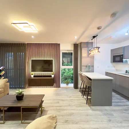 Private Bedroom - Modern Flat - West End Alloggio in famiglia Glasgow