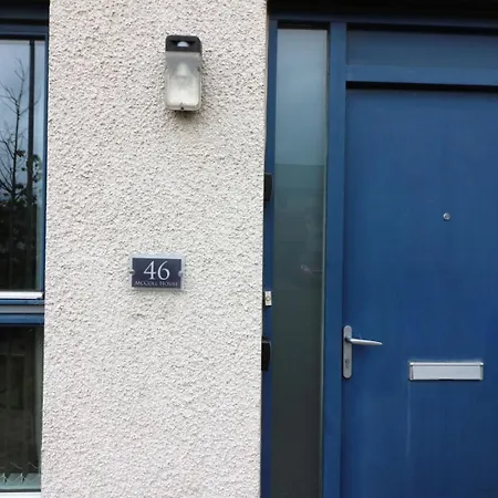 Signature - Oatlands House Apartment Glasgow