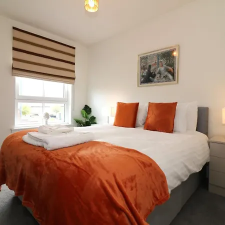 Signature - Oatlands House * Glasgow