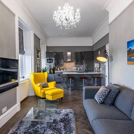 Bright And Airy