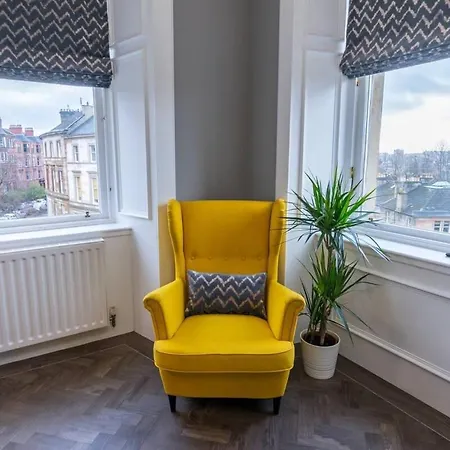Apartment Bright And Airy *