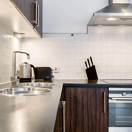 Incredible Contemporary Flat In Heart Of West End * グラスゴー