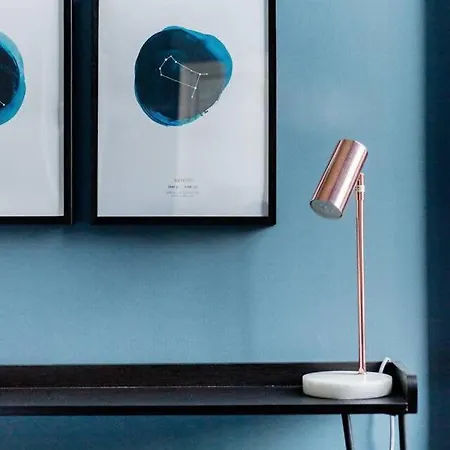 Incredible Contemporary Flat In Heart Of West End Appartement