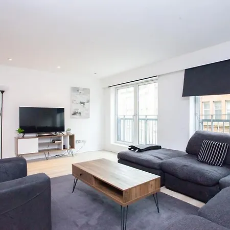 City Centre W Parking & Hyperoptic Wifi * Glasgow