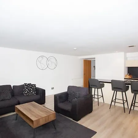 City Centre W Parking & Hyperoptic Wifi * Glasgow