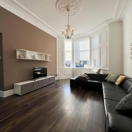 Barfillan House In *