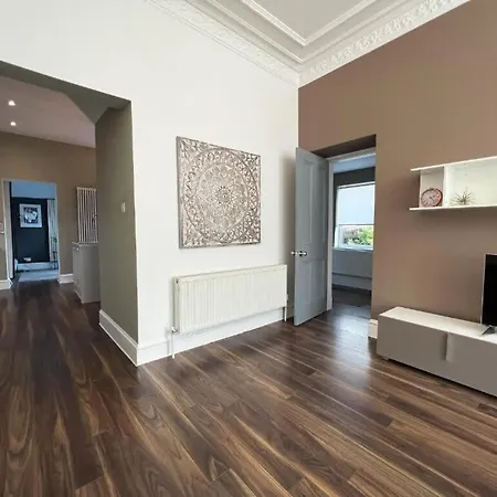 Barfillan House In * Glasgow