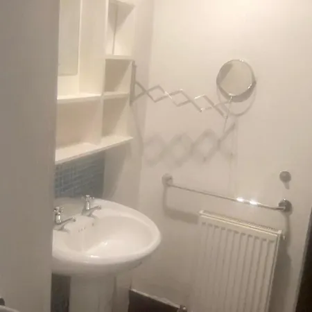 Apartment One Bedroom In Glasgow's West End