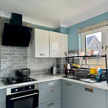 Glasgow Guest House *