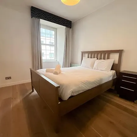 Apartment 2-bed Flat City Centre