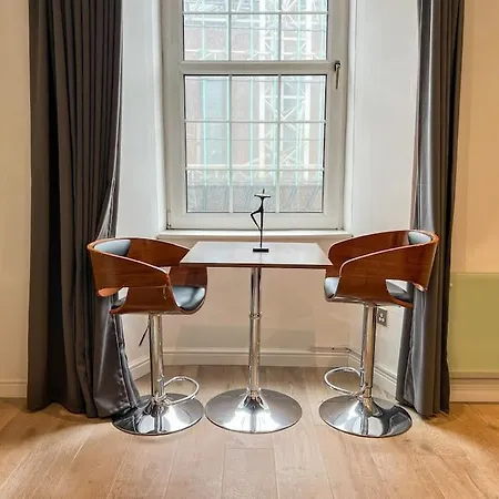 2-bed Flat City Centre
