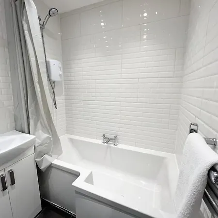 2-bed Flat City Centre Апартаменты *