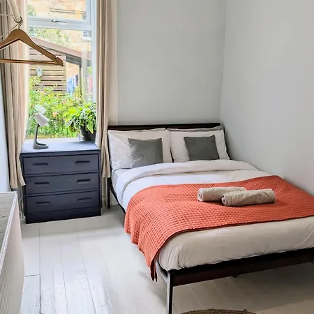 Apartment Victorian In Pollokshields Glasgow