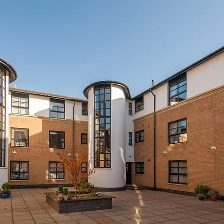 Greyfriars By Flats