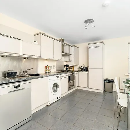 Apartment 4bed Finnieston Skyhigh Duplex