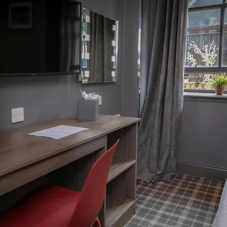 Devoncove Hotel 3*