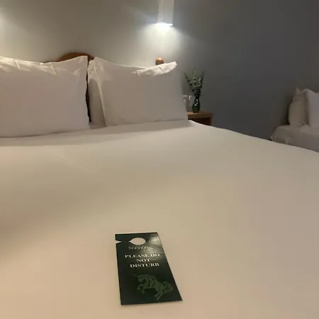 Go2 Glasgow - Free Parking And Pet Friendly Камбернолд