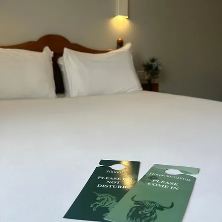 Go2 Glasgow - Free Parking And Pet Friendly Отель Камбернолд