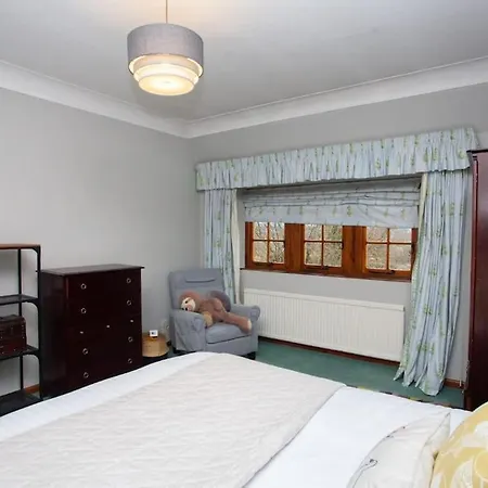 Holiday home Stunning Southside Period House