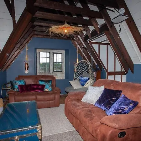 Holiday home Stunning Southside Period House *