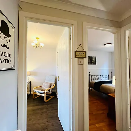 Apartment Cityview Retreat - 2-bed - Free Parking *