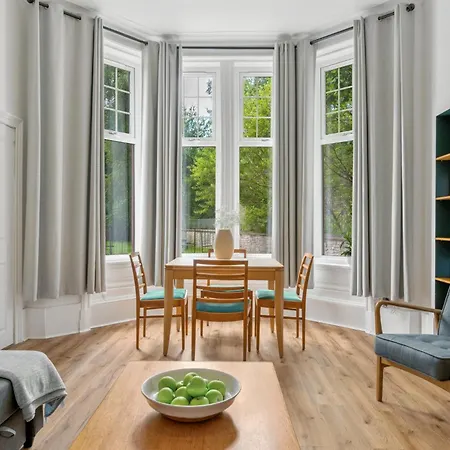 Woodford Street Apartment Glasgow